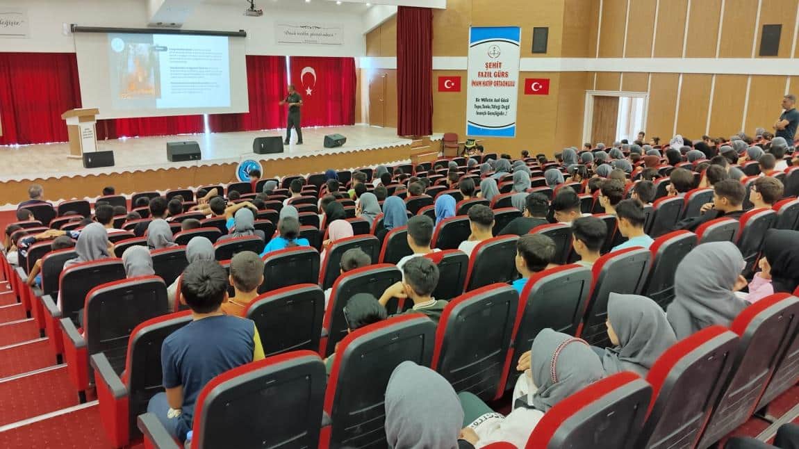 Yeşil Vatan Benim Okulum Geleceğe Çare
